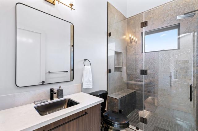 1016 Escalero Avenue, Pacifica CA: https://media.crmls.org/mediaz/aba5246f-20b3-456b-a1bb-9b05cd636225.jpg