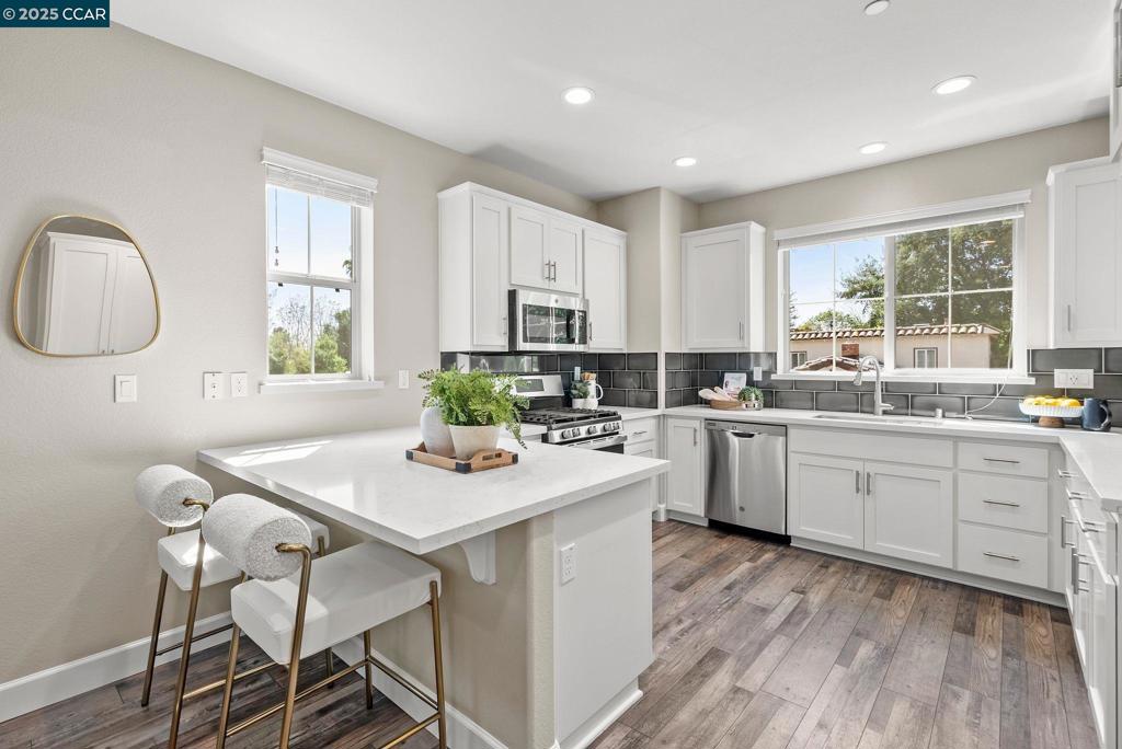 1878 Enclave Pl.