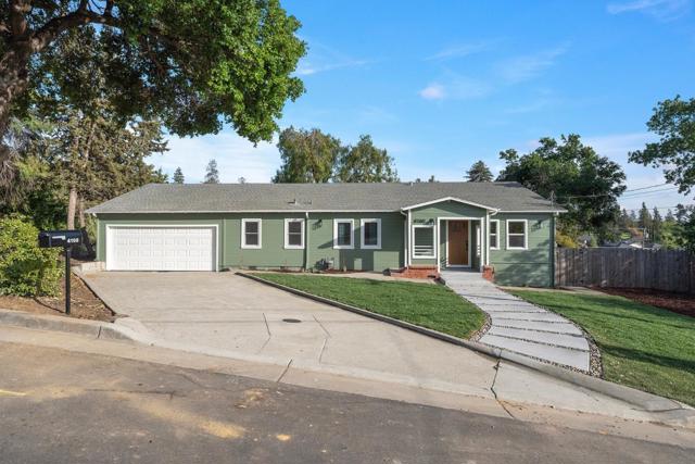 4160 Holly Drive, San Jose CA: https://media.crmls.org/mediaz/aba6d5c0-0979-4fb3-bb04-305491582f6e.jpg