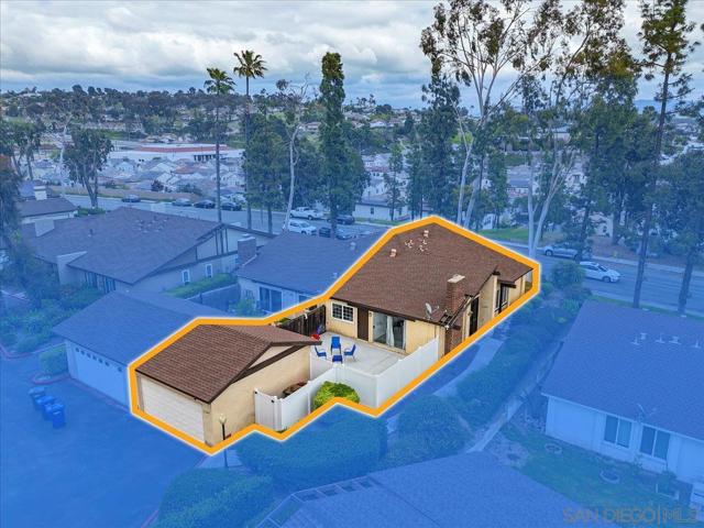 2305 Nueces Ln, Spring Valley CA: https://media.crmls.org/mediaz/aba7a184-88d2-4e57-a5ca-4a5aa5e9e299.jpg