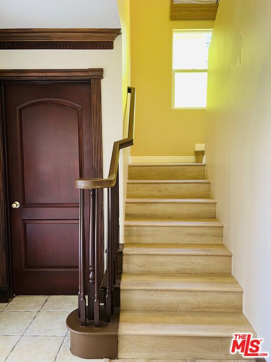 1414 N Kemmett Court, Los Angeles CA: https://media.crmls.org/mediaz/aba7d6ee-7cb6-4482-9f1e-2a67137c0458.jpg