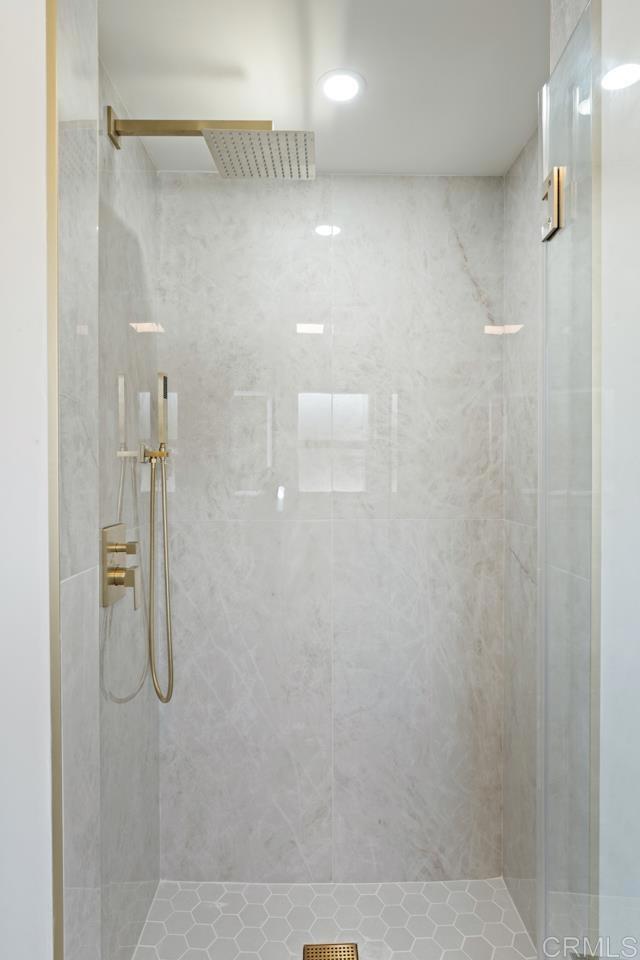 Detail Gallery Image 33 of 61 For 408 Bonair Street, La Jolla,  CA 92037 - 3 Beds | 2 Baths