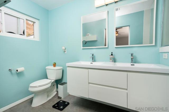 4612 Revillo Way, San Diego CA: https://media.crmls.org/mediaz/aba7eb44-7c98-4643-b497-a561ab54221d.jpg