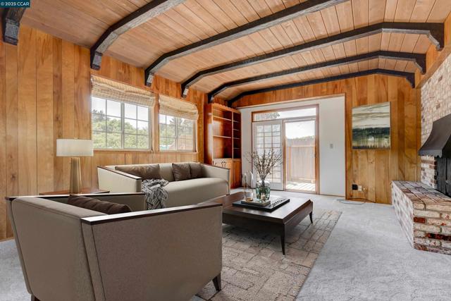 6180 HILLSIDE DRIVE, El Sobrante CA: https://media.crmls.org/mediaz/aba97a19-73cd-41ee-9b95-35039a640d22.jpg