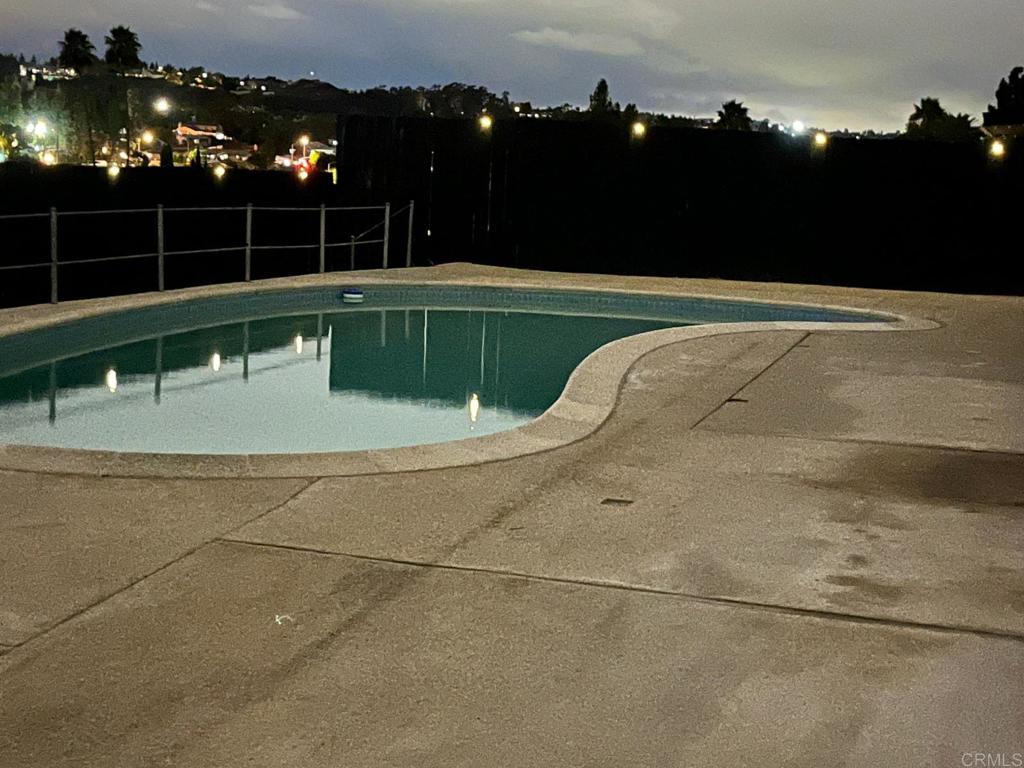 https://media.crmls.org/mediaz/aba9e58b-50dc-4bcc-a9ae-9a729c1f386e.jpg?preset=X-Large