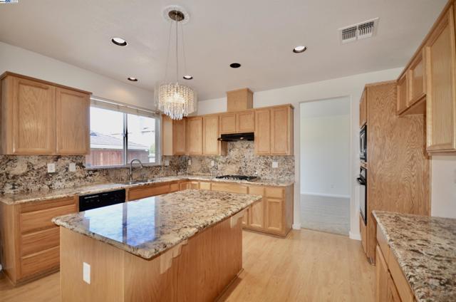 Image 8 of 39 For 9416 Lyndley Plaza Way