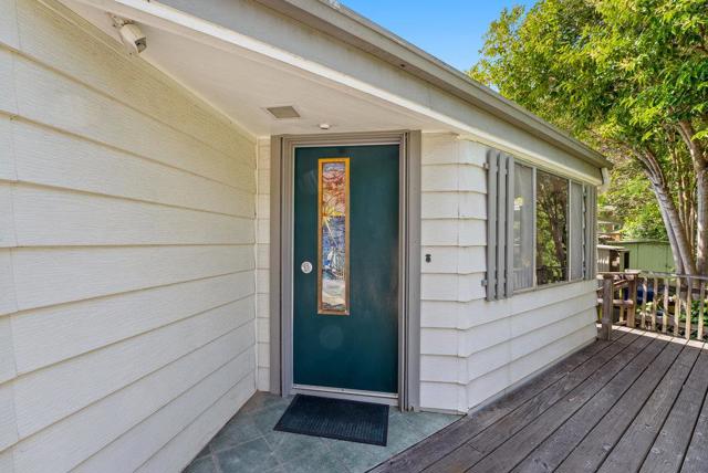 11 Del Rio Circle, Soquel CA: https://media.crmls.org/mediaz/abaa74a4-98cf-4d21-82f3-bf2f6abba9cf.jpg