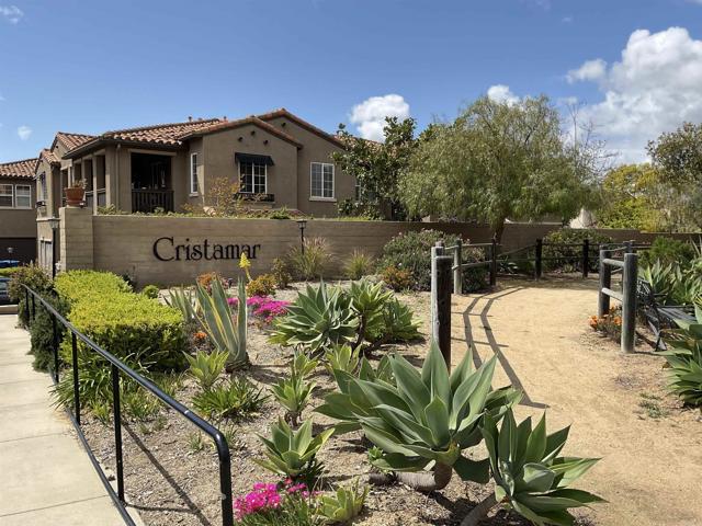 Detail Gallery Image 1 of 1 For 14510 Camino De La Luna #4,  San Diego,  CA 92127 - 2 Beds | 2 Baths