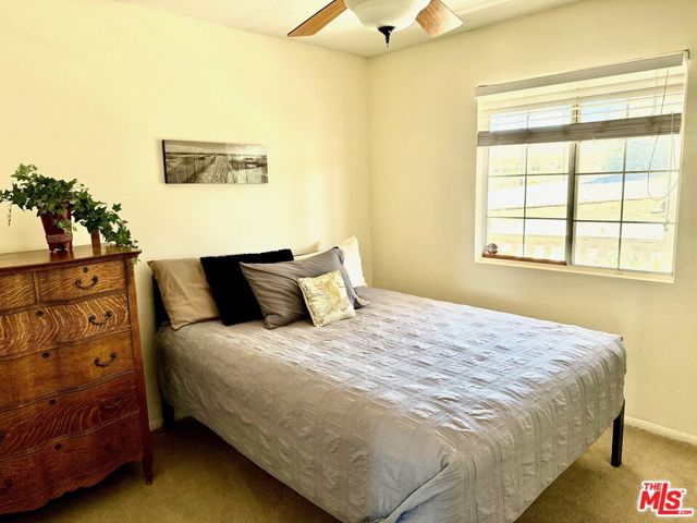 8125 Centola Road, Phelan CA: https://media.crmls.org/mediaz/abab130a-4c38-408d-a603-41a423dcd405.jpg