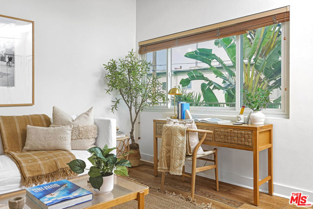 2329 Kansas Avenue, Santa Monica CA: https://media.crmls.org/mediaz/abab4b63-ec8b-4ea4-9183-f442ac9c2e62.jpg