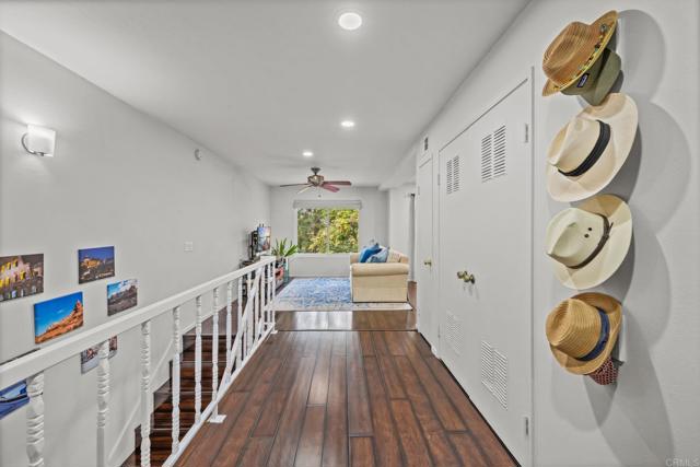 Detail Gallery Image 7 of 33 For 4232 Fiesta Way #3,  Oceanside,  CA 92057 - 2 Beds | 2/1 Baths