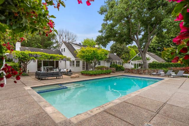 37 Lupin Lane, Atherton CA: https://media.crmls.org/mediaz/ababc017-0a6e-4b99-8293-2b12610a770b.jpg