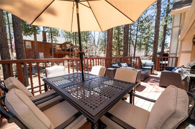 42729 Haupstrasse Drive, Big Bear CA: https://media.crmls.org/mediaz/abad419d-fad6-4b81-8988-3a800e20a706.jpg