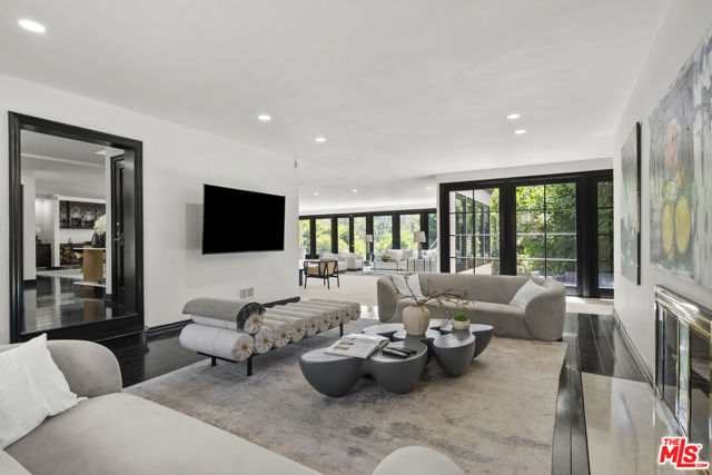 Drew Fenton | 10981 Bellagio Road Los Angeles CA | MLS: 7860268