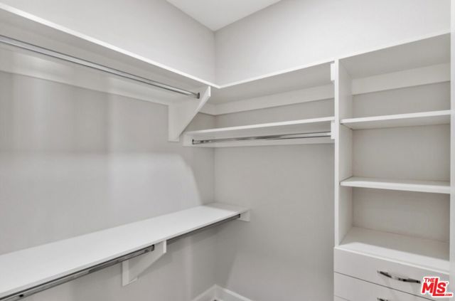 5557 W 6th Street, Los Angeles CA: https://media.crmls.org/mediaz/abafd6a6-2996-473c-b11e-7421937b0e82.jpg