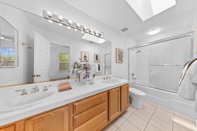 298 S Rengstorff Avenue, Mountain View CA: https://media.crmls.org/mediaz/abb09220-c9ce-4328-a053-8b33c570e612.jpg