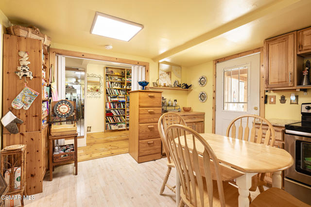 5324 Chesebro Road, Agoura Hills CA: https://media.crmls.org/mediaz/abb0e868-ec4d-406d-b93c-7263f1d90d78.jpg