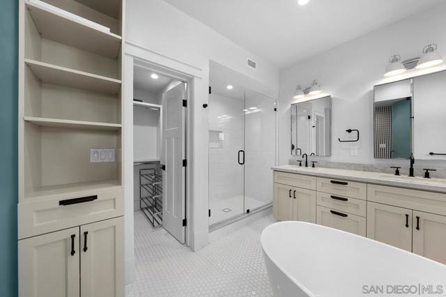 825 9th St., Coronado CA: https://media.crmls.org/mediaz/abb17b26-ea7a-4344-8205-a375fcfcd68e.jpg