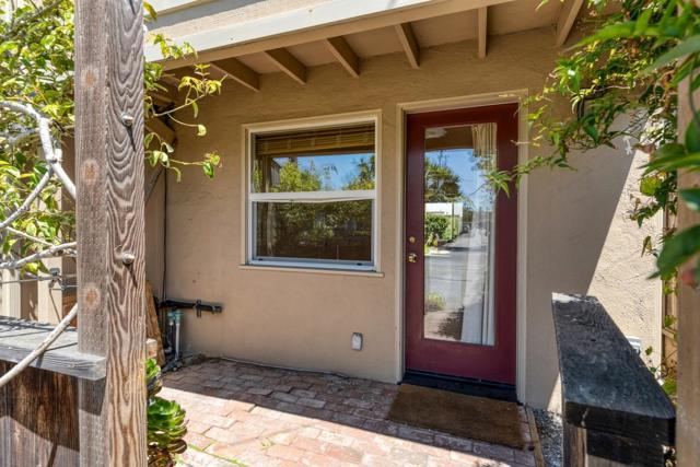 390 36th Avenue, Santa Cruz CA: https://media.crmls.org/mediaz/abb2549f-95d6-49c8-88b9-bc7e46abab9e.jpg