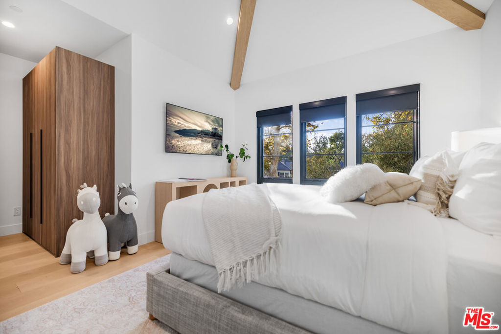 MLS #25619907 image #35