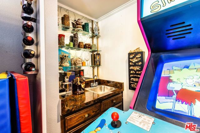 13735 Aldergrove Street, Sylmar CA: https://media.crmls.org/mediaz/abb437de-b349-4e3b-93c6-f58d8ae6565e.jpg