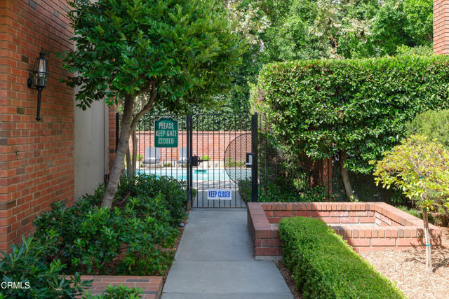 Detail Gallery Image 40 of 56 For 1105 S Orange Grove Bld, Pasadena,  CA 91105 - 3 Beds | 2/1 Baths