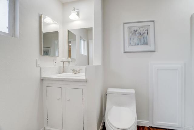 Detail Gallery Image 25 of 56 For 1782 Troy Ln, Oceanside,  CA 92054 - 3 Beds | 2 Baths