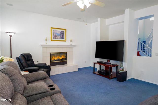 29065 Madrid Place, Castaic CA: https://media.crmls.org/mediaz/abb6e740-d186-42bd-8331-1fc7a7ff819a.jpg