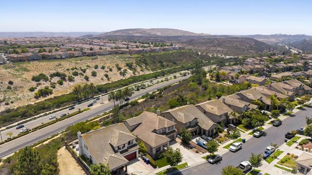1438 Carneros Valley St, Chula Vista CA: https://media.crmls.org/mediaz/abb889c5-0969-46e7-a619-661c47695315.jpg