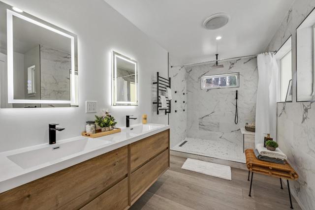 35 Arch Street, Redwood City CA: https://media.crmls.org/mediaz/abb89834-8f7c-479e-bca6-ad0377b08426.jpg
