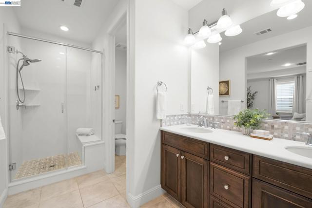 5119 Rowan Drive, San Ramon CA: https://media.crmls.org/mediaz/abb8b7c0-28c7-465d-a5d1-c3163ca8b6ae.jpg