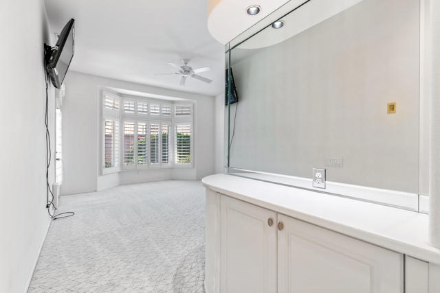 78626 Blooming Court, Palm Desert CA: https://media.crmls.org/mediaz/abb9e397-d369-415c-8b71-82a79dfadb35.jpg