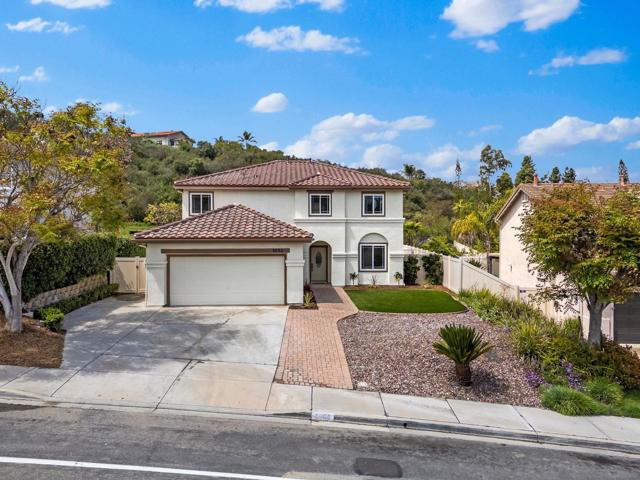 1052 Via Vera Cruz, San Marcos CA: https://media.crmls.org/mediaz/abbb54d1-b6bd-4afb-b36e-e19235d2f11d.jpg