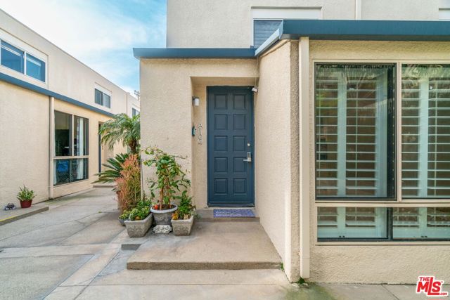 7301 Vista Del Mar, Playa del Rey CA: https://media.crmls.org/mediaz/abbc7287-f039-431b-ae6b-14f93440666b.jpg