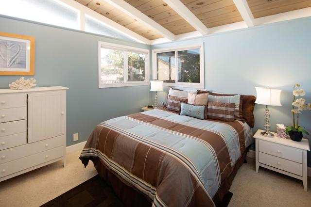 1267 Ocean View Boulevard, Pacific Grove CA: https://media.crmls.org/mediaz/abbcd41f-a728-493b-a5aa-a27d43f09bec.jpg