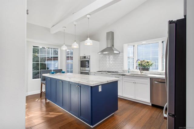 MLS #250042341SD image #12