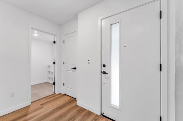 133 Waters Park Circle, San Mateo CA: https://media.crmls.org/mediaz/abbe5aab-2cee-46df-a99d-e7982b357ec2.jpg