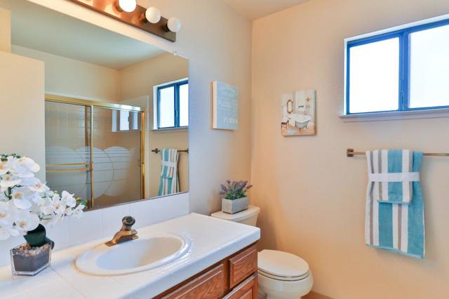 8760 Rancho Hills Drive, Gilroy CA: https://media.crmls.org/mediaz/abbe8a2b-2c92-40da-aac4-e4e3bd862ba6.jpg