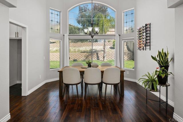 509 Windy Way, Chula Vista CA: https://media.crmls.org/mediaz/abbf57d1-cb1a-43c9-86bd-27ab49199d1a.jpg