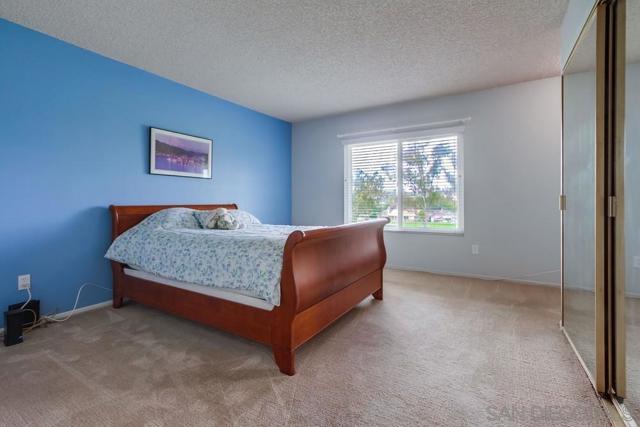 1976 Fairway Circle, San Marcos CA: https://media.crmls.org/mediaz/abc0027a-0863-4134-8a1a-2497ad1e29ad.jpg