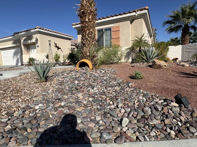 80372 Camino San Lucas, Indio CA: https://media.crmls.org/mediaz/abc15c4c-84a0-4174-bc7c-1412ce0d3c8a.jpg