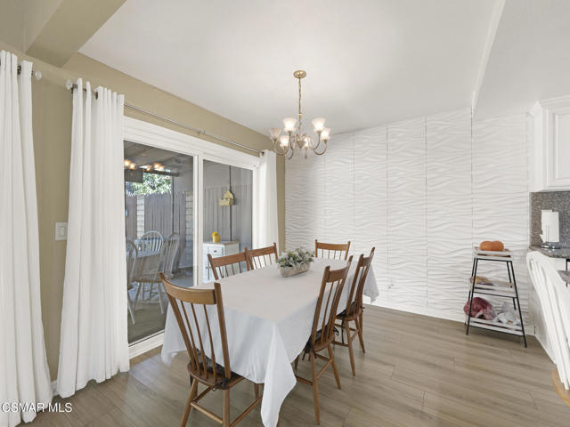 190 Donegal Avenue, Newbury Park CA: https://media.crmls.org/mediaz/abc1c386-73e7-4b71-ada7-be72b3dd7919.jpg