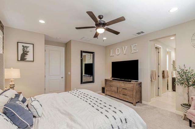 555 Sparrow Street, Hollister CA: https://media.crmls.org/mediaz/abc1d7dd-8018-4dcf-9851-7264a3ca9e91.jpg