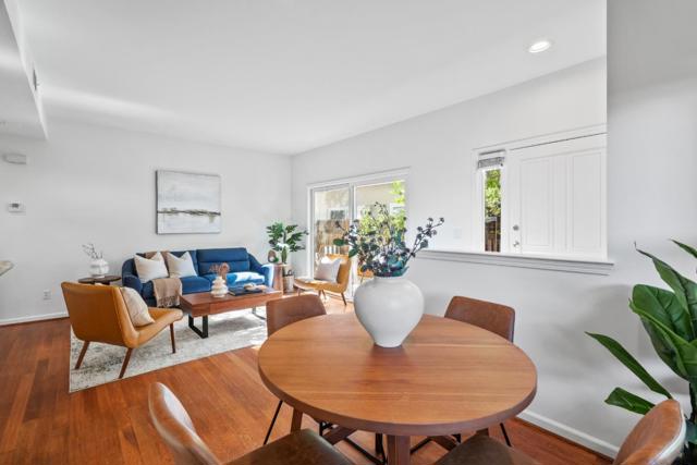 748 Cottage Court, Mountain View CA: https://media.crmls.org/mediaz/abc24eae-f694-484a-b45e-95634c7df975.jpg