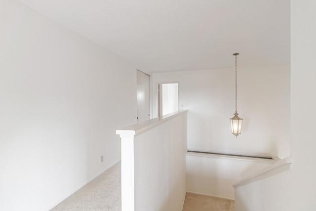 483 Winged Foot Road, Half Moon Bay CA: https://media.crmls.org/mediaz/abc26b95-99ca-40fc-8ea9-f6157d8dad1f.jpg