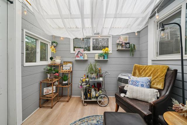 4151 Homewood Court, Riverside CA: https://media.crmls.org/mediaz/abc3fd46-d7c8-416d-afc5-d1ddd5c81d1d.jpg