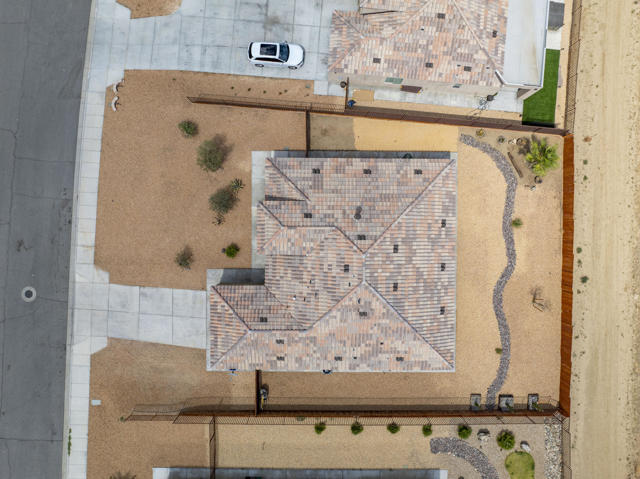 8680 Monument View Drive, Yucca Valley CA: https://media.crmls.org/mediaz/abc4035f-8ada-4c0f-a872-10f9bfb2a6b1.jpg