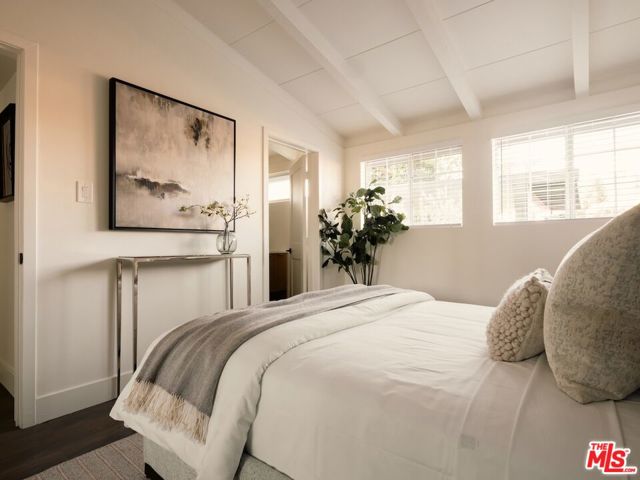 14300 Runnymede Street, Van Nuys CA: https://media.crmls.org/mediaz/abc574be-4bc4-4d28-95d1-ca5e8fd771df.jpg