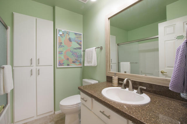 Image 22 of 28 For 52600 Avenida Alvarado