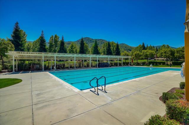 2555 Muirfield Way, Gilroy CA: https://media.crmls.org/mediaz/abc651ae-8d36-4c8b-a9cf-858ab9083484.jpg